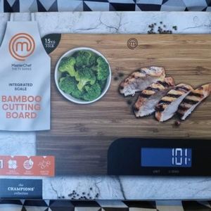 New MasterChef Champions Collection Bamboo Cutting Board w/Scale
